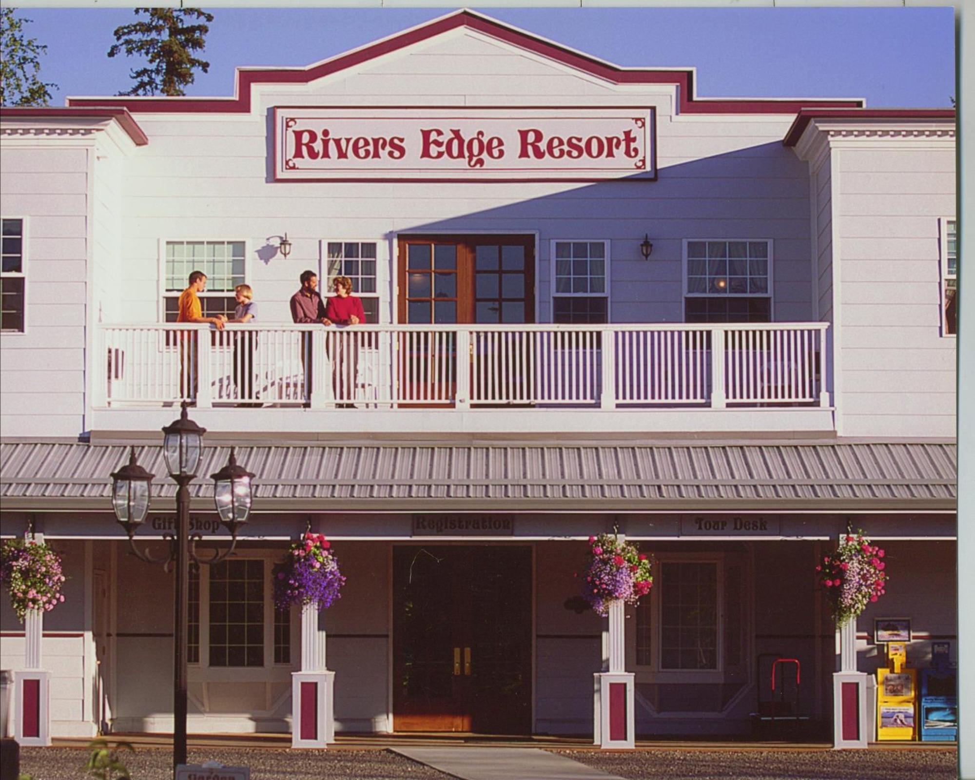 River'S Edge Resort Fairbanks Exterior photo
