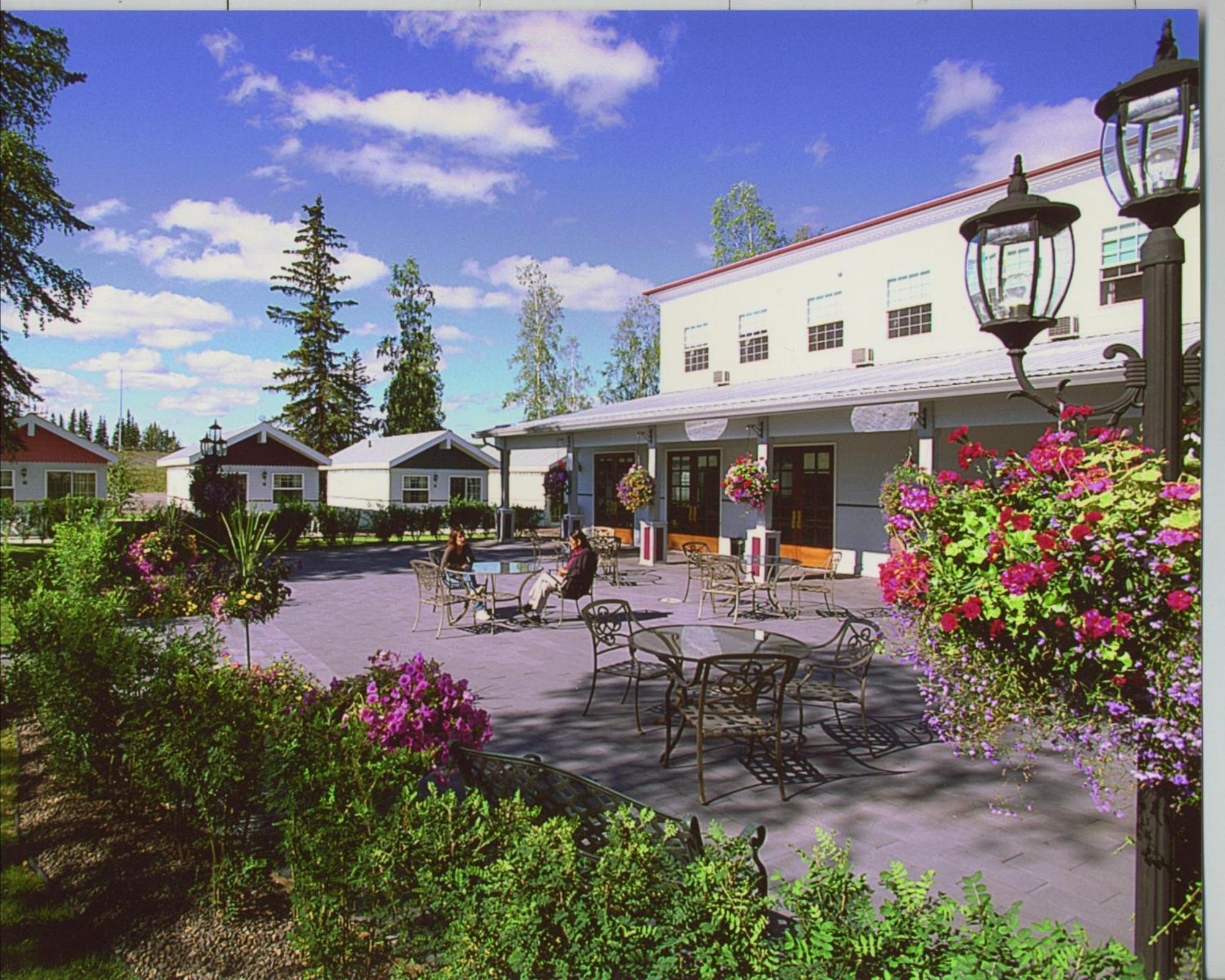 River'S Edge Resort Fairbanks Exterior photo