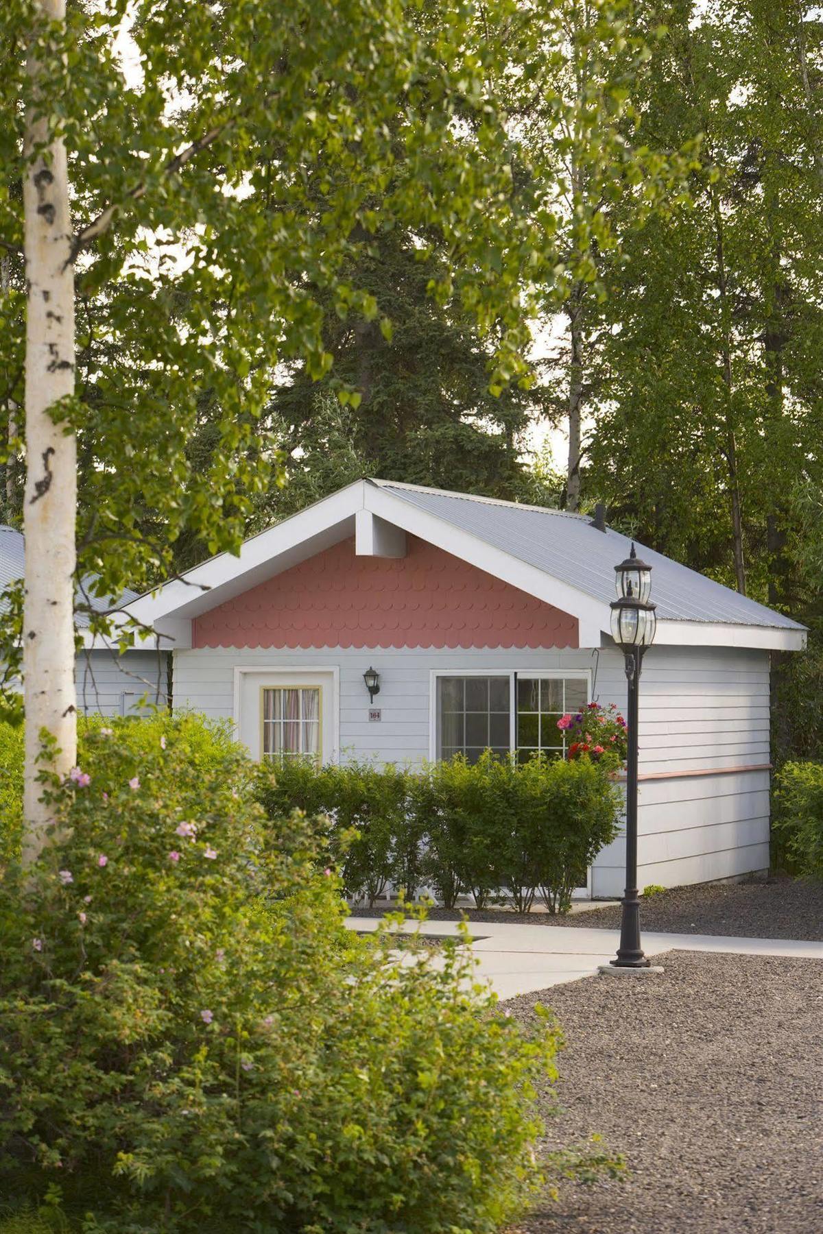 River'S Edge Resort Fairbanks Exterior photo